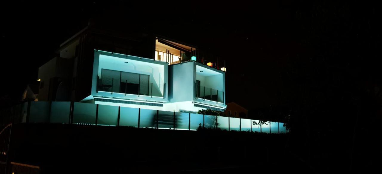 Villa Aliara Jacuzzi Apartment Vodice Exterior foto